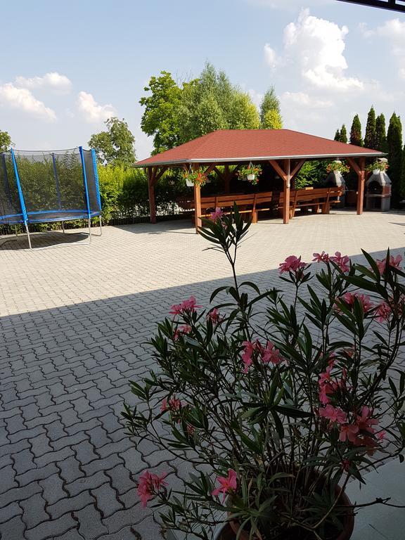 Apartman Taktik Veľký Meder المظهر الخارجي الصورة