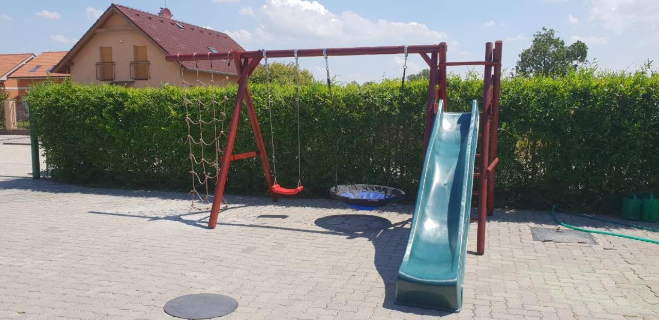 Apartman Taktik Veľký Meder المظهر الخارجي الصورة